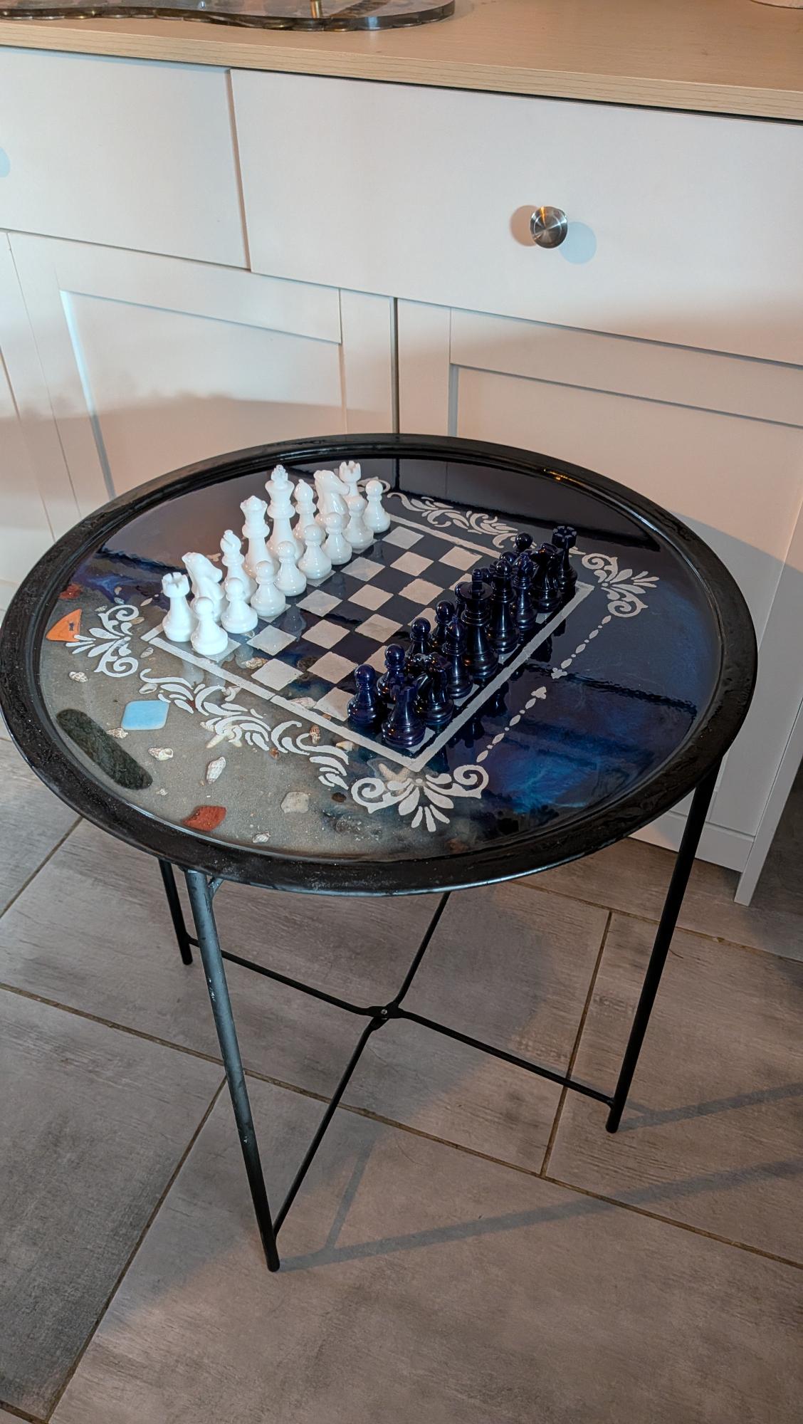 Table basse, Table d'Echec